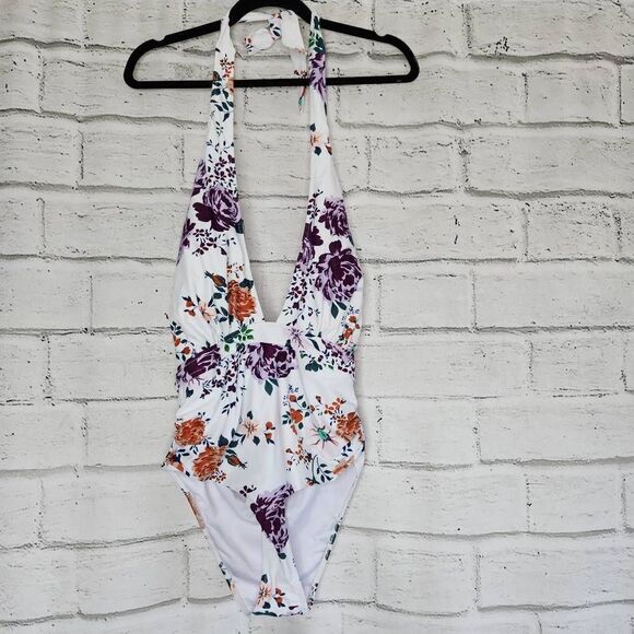 Cupshe Large One Piece Bathing Suit White Floral Halter Top Padded Swimwear - Picture 1 of 10
